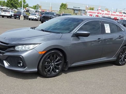 Used 2017 Honda Civic EX image 4
