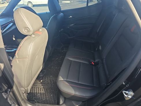 Used 2024 Chevrolet Trax RS image 9