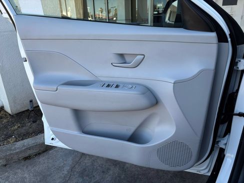 Used 2026 Hyundai Kona SEL Sport FWD image 15
