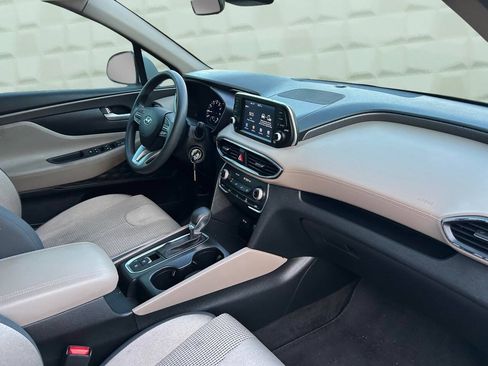Used 2019 Hyundai Santa Fe SE FWD image 14