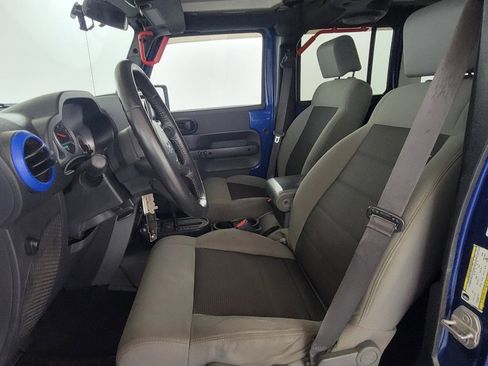 Used 2010 Jeep Wrangler Unlimited Sport image 14