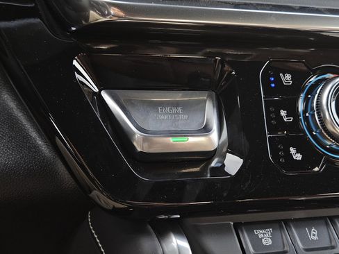 New 2026 GMC Sierra 2500 Denali Ultimate image 15