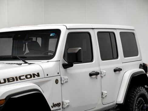 Used 2022 Jeep Wrangler Unlimited Rubicon w/ Xtreme Recon 35" Tire Package image 26