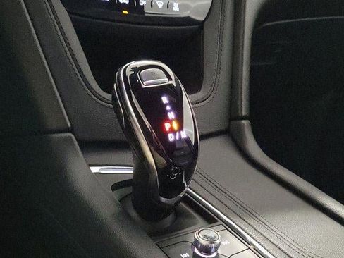 Certified 2022 Cadillac XT5 Premium Luxury image 25