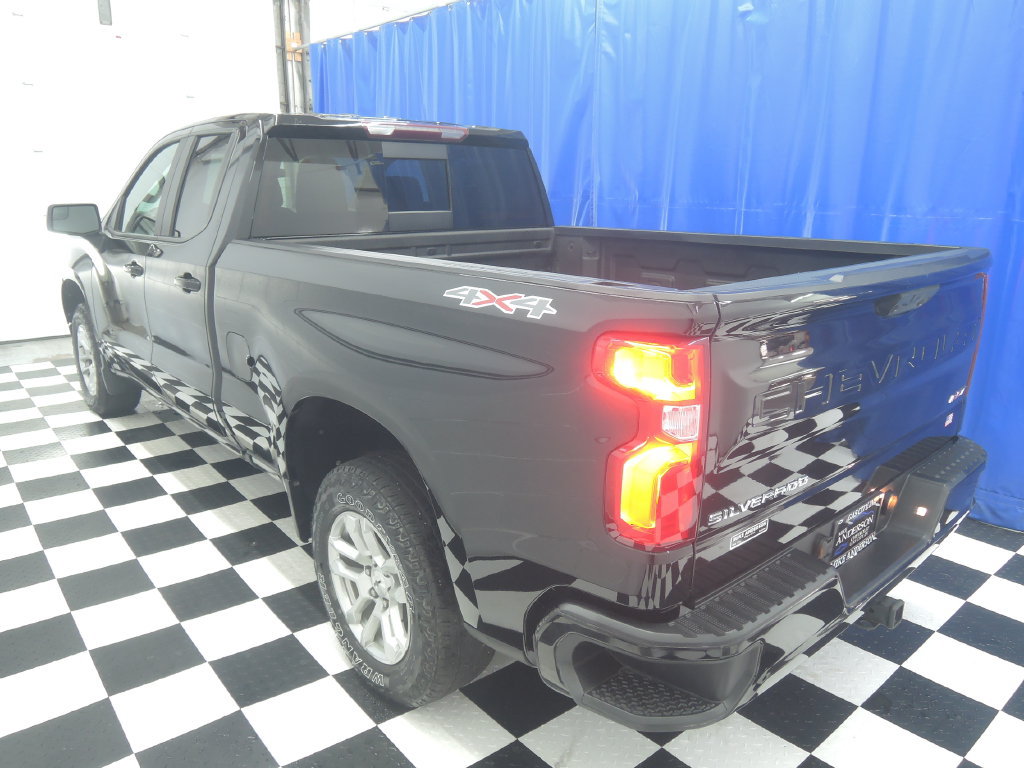 Used 2023 Chevrolet Silverado 1500 RST w/ Convenience Package II AWD/4WD image 7