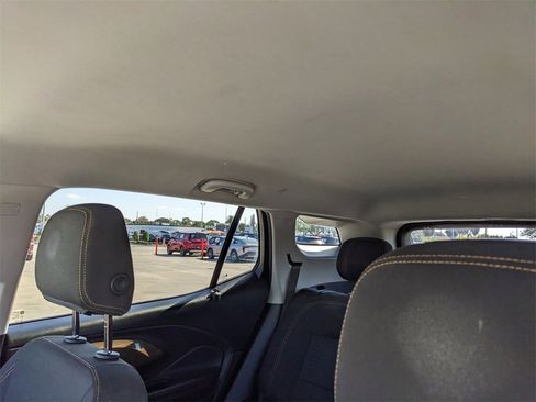 Used 2018 GMC Terrain SLE image 23