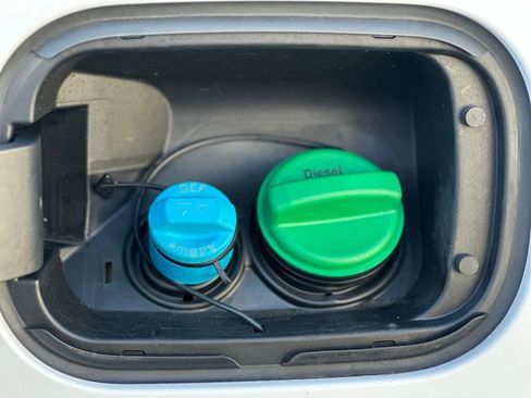 Used 2024 GMC Sierra 2500 AT4 w/ AT4 Preferred Package image 33