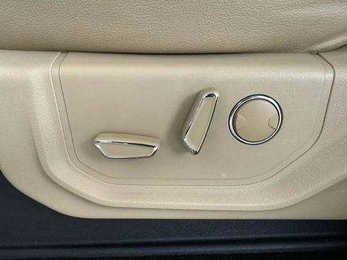 Used 2015 Ford F150 Lariat w/ Equipment Group 502A Luxury image 46