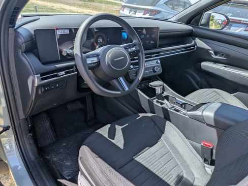New 2025 Hyundai Santa Cruz SE image 6