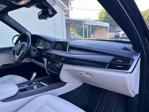 Used 2017 BMW X5 xDrive35i AWD/4WD image 25