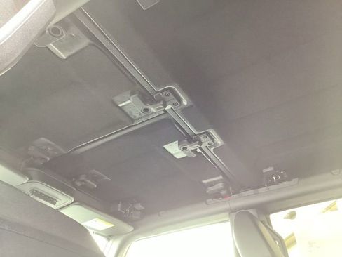 New 2025 Ford Bronco Badlands image 24