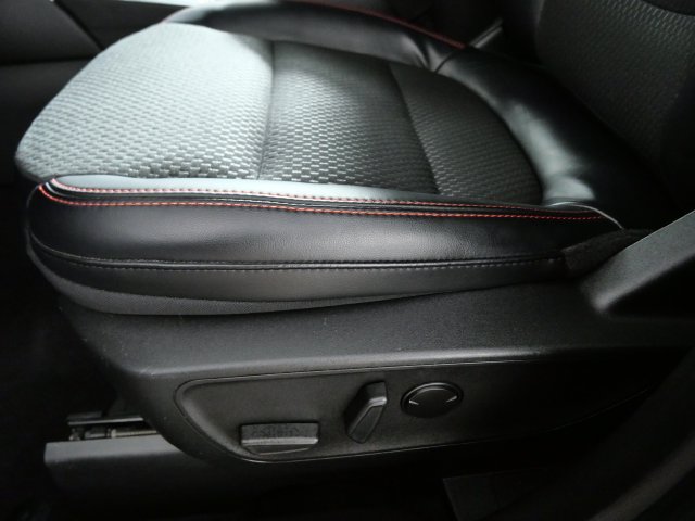 Certified 2023 Ford Escape ST-Line w/ Tech Pack #1 AWD/4WD image 15