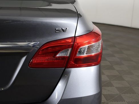 Used 2019 Nissan Sentra SV image 14