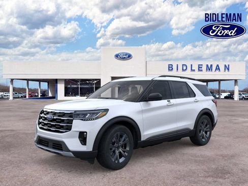 New 2026 Ford Explorer Active w/ Active Comfort Package AWD/4WD image 1
