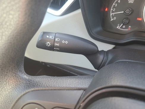 Used 2021 Toyota Corolla LE image 22