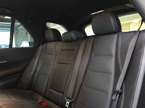 New 2026 Mercedes-Benz GLE 450 4MATIC image 17