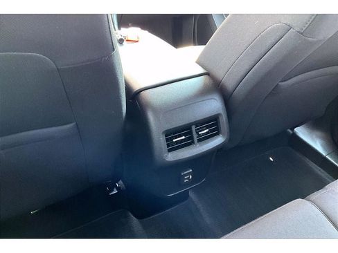 Used 2021 Chevrolet Equinox LT AWD/4WD image 25