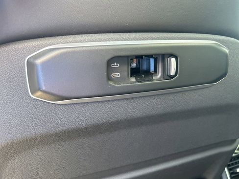 Used 2024 BMW X5 xDrive40i image 39