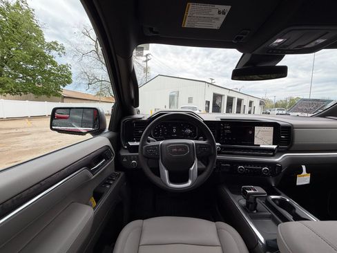 New 2026 GMC Sierra 1500 SLT w/ SLT Convenience Package AWD/4WD image 2