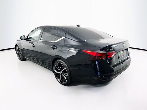 Used 2024 Nissan Altima 2.5 SR image 5