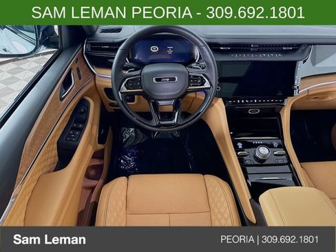 New 2026 Jeep Grand Cherokee L Summit AWD/4WD image 24
