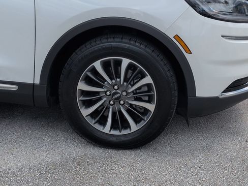 Certified 2023 Lincoln Nautilus Reserve AWD/4WD image 11