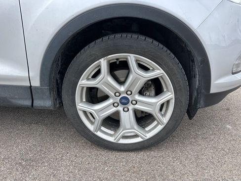 Used 2019 Ford Escape Titanium w/ U9j03 - Titanium Tow Package image 4