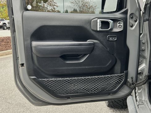 Used 2019 Jeep Wrangler Unlimited Rubicon image 22