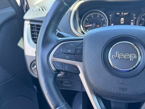 Used 2014 Jeep Cherokee Latitude FWD image 12