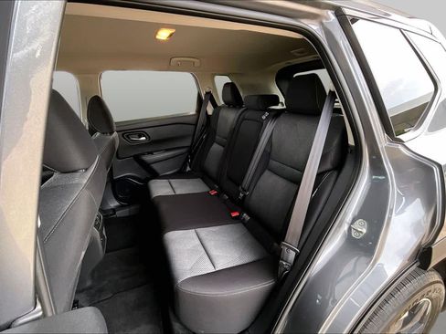 Used 2025 Nissan Rogue SV AWD/4WD image 21