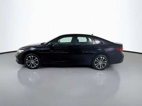 Used 2023 Volkswagen Jetta Sport FWD image 2