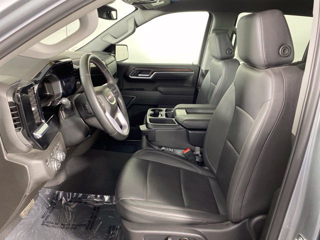 Used 2026 GMC Sierra 1500 SLT AWD/4WD image 17
