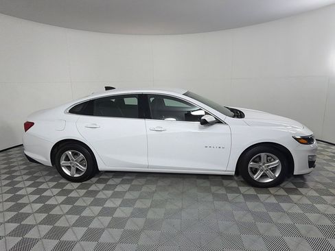 Used 2023 Chevrolet Malibu LS w/ Driver Confidence Package image 4