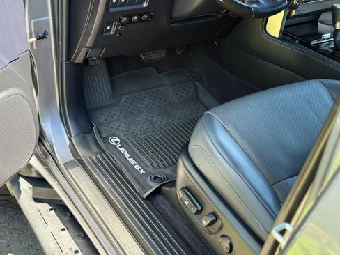Used 2021 Lexus GX 460 Premium AWD/4WD image 18