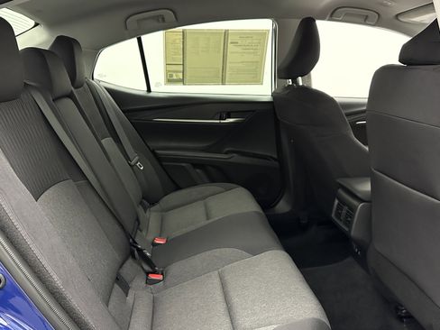 Used 2025 Toyota Camry LE image 30