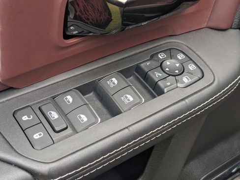 New 2026 RAM 2500 Limited AWD/4WD image 10