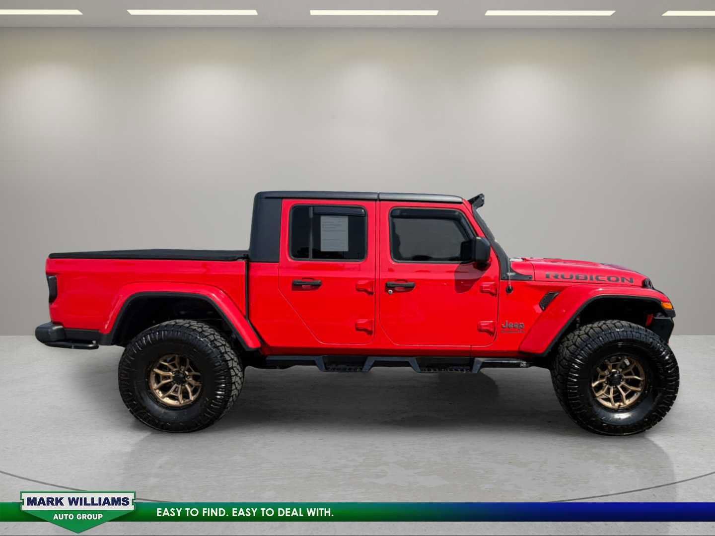 Used 2020 Jeep Gladiator Rubicon w/ LED Lighting Group AWD/4WD image 10