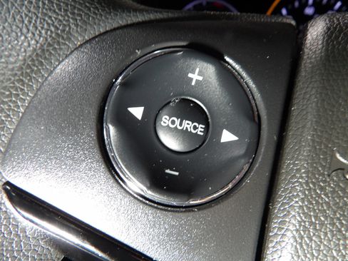 Used 2020 Honda HR-V LX image 19