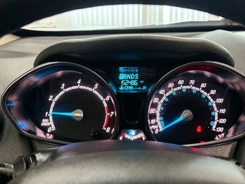 Used 2015 Ford Fiesta SE image 29