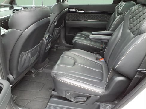 Used 2022 Hyundai Palisade Calligraphy w/ Cargo Package FWD image 12