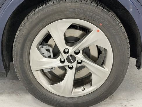 New 2026 Genesis GV70 2.5T Advanced image 8