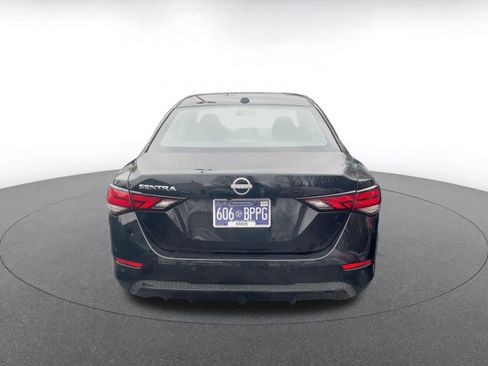 Used 2025 Nissan Sentra SV image 6