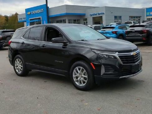 Certified 2022 Chevrolet Equinox LT image 2