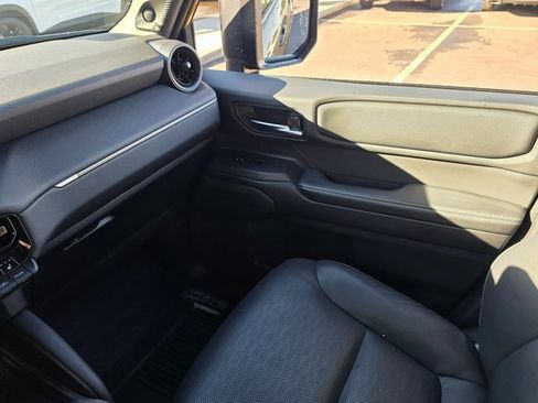 Used 2024 Toyota Land Cruiser image 40