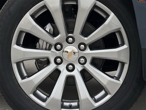 New 2026 Chevrolet Tahoe Premier image 9