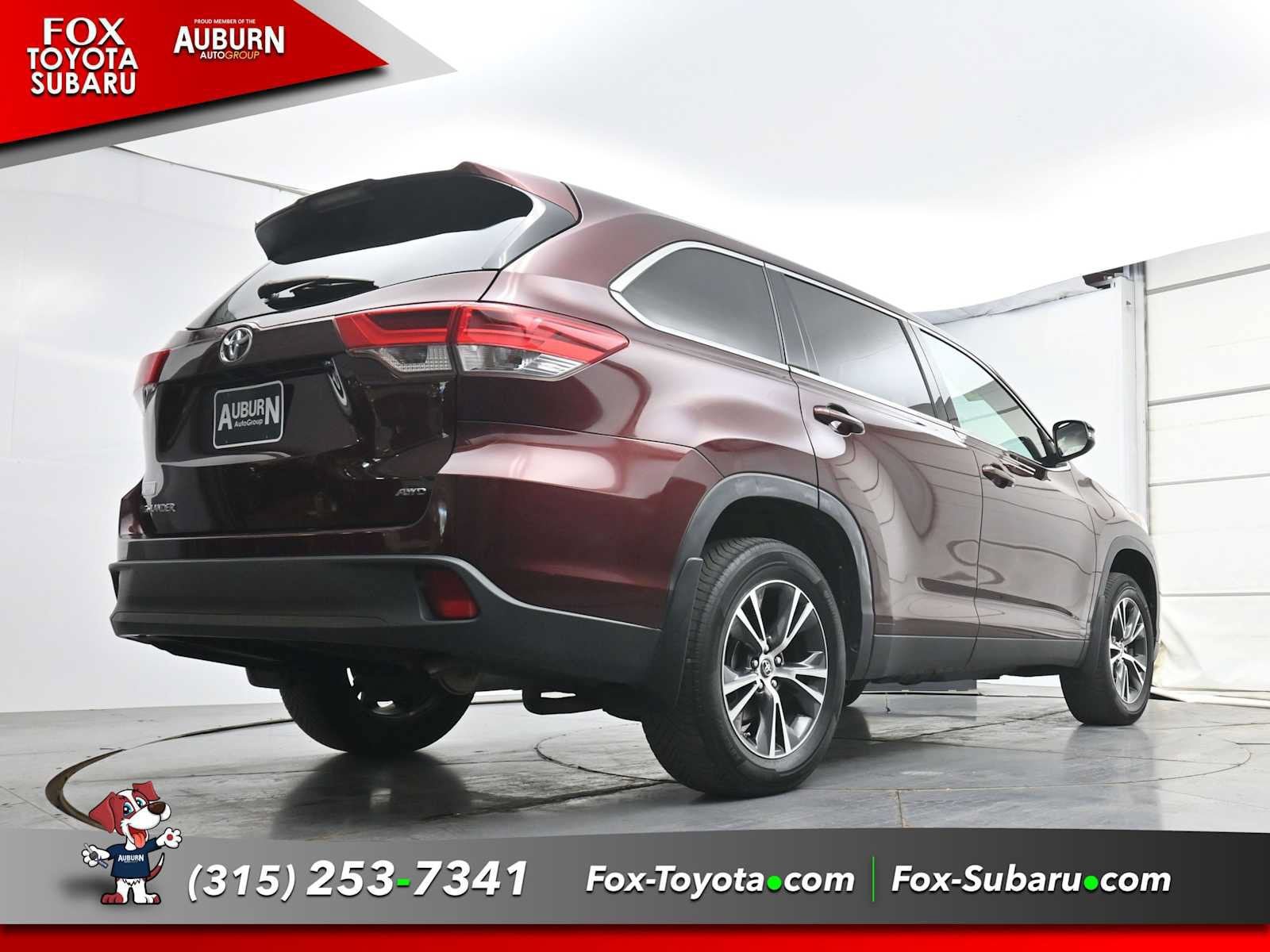 Used 2019 Toyota Highlander LE AWD/4WD image 21