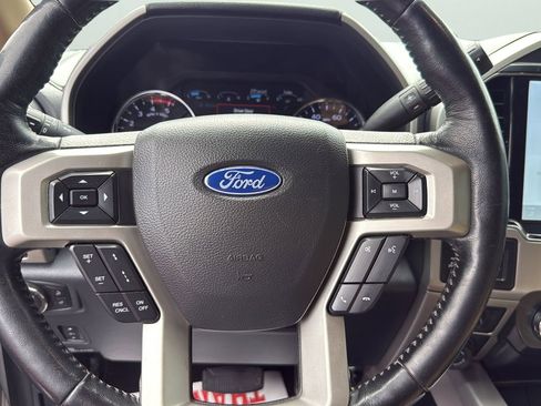 Used 2022 Ford F250 Lariat w/ Lariat Ultimate Package AWD/4WD image 11