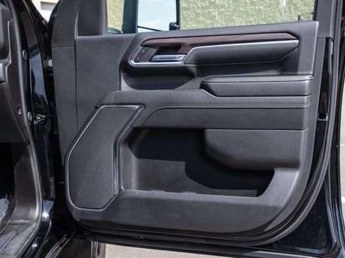 Used 2024 GMC Sierra 2500 SLT AWD/4WD image 9