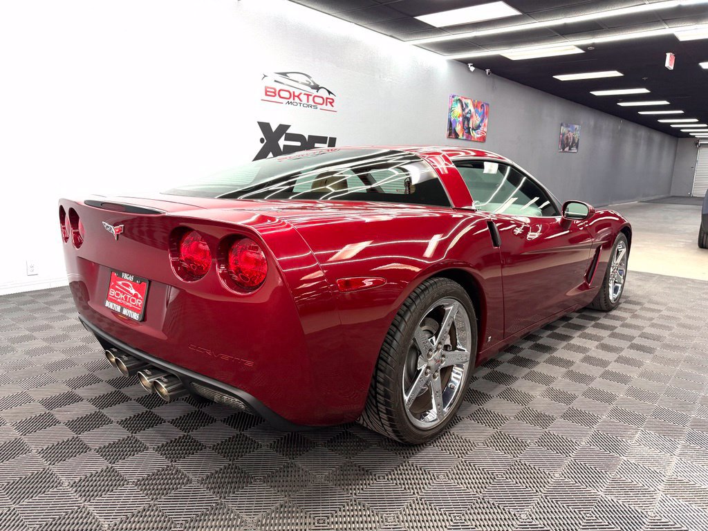 Used 2007 Chevrolet Corvette Coupe w/ Preferred Equipment Group RWD image 14