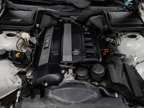 Used 1999 BMW 528i Sedan image 50
